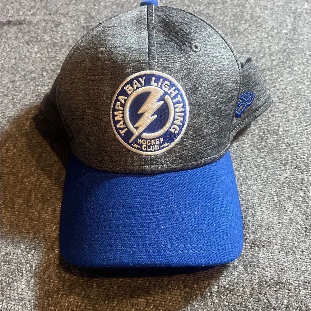 Tampa Bay Lightning Gray and Blue Cap size small/medium